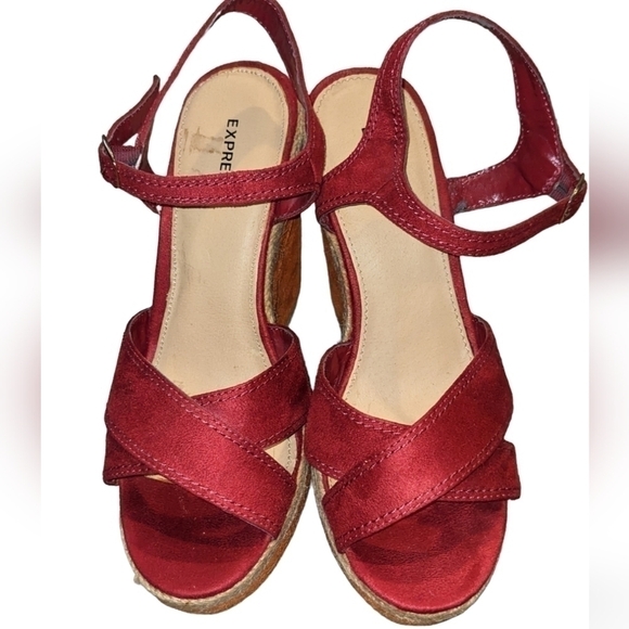 Platform sandals from express size 7 - Picture 2 of 5